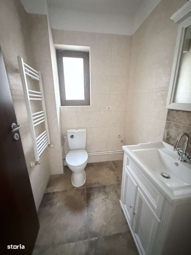 Casa individuala cu curte, 3 dormitoare - Maracineni-17