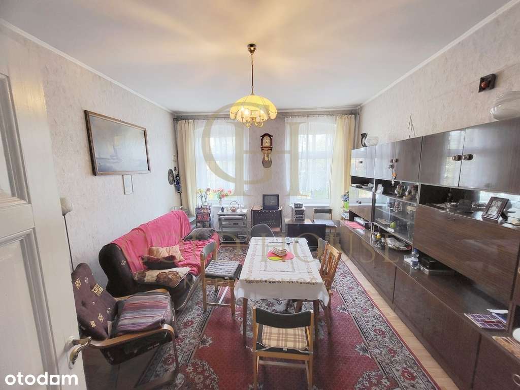 Okazyjne, klimatyczne mieszkanie!-1