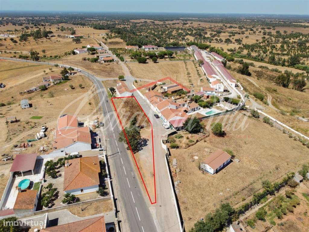 Terreno urbano com 700m2 de construção em Colos - Odemira-1