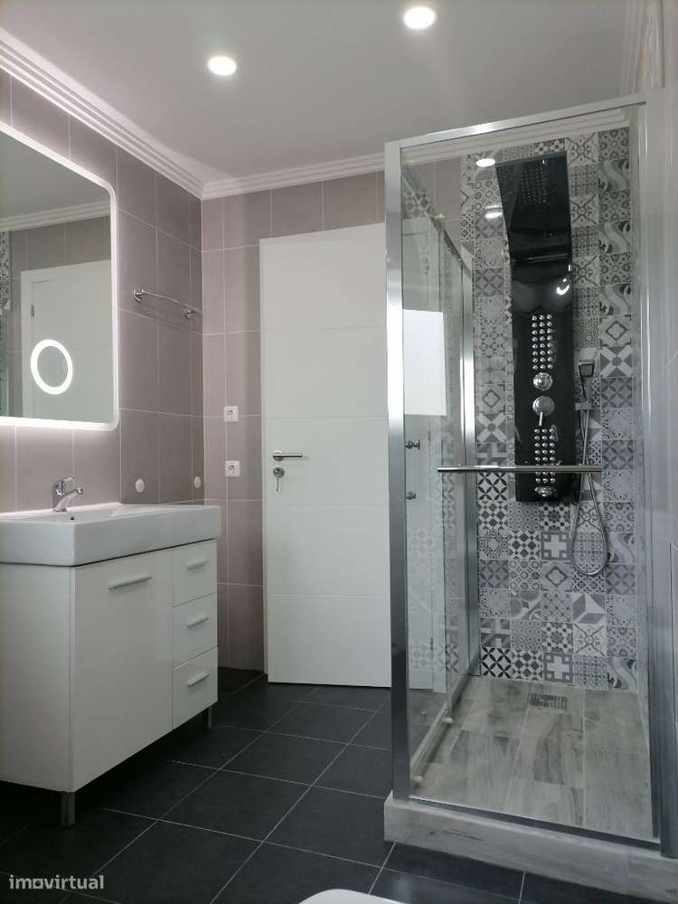 Moradia T3+1 Ericeira, Vista Mar, Remodelada, Como Nova, A Estrear.-49