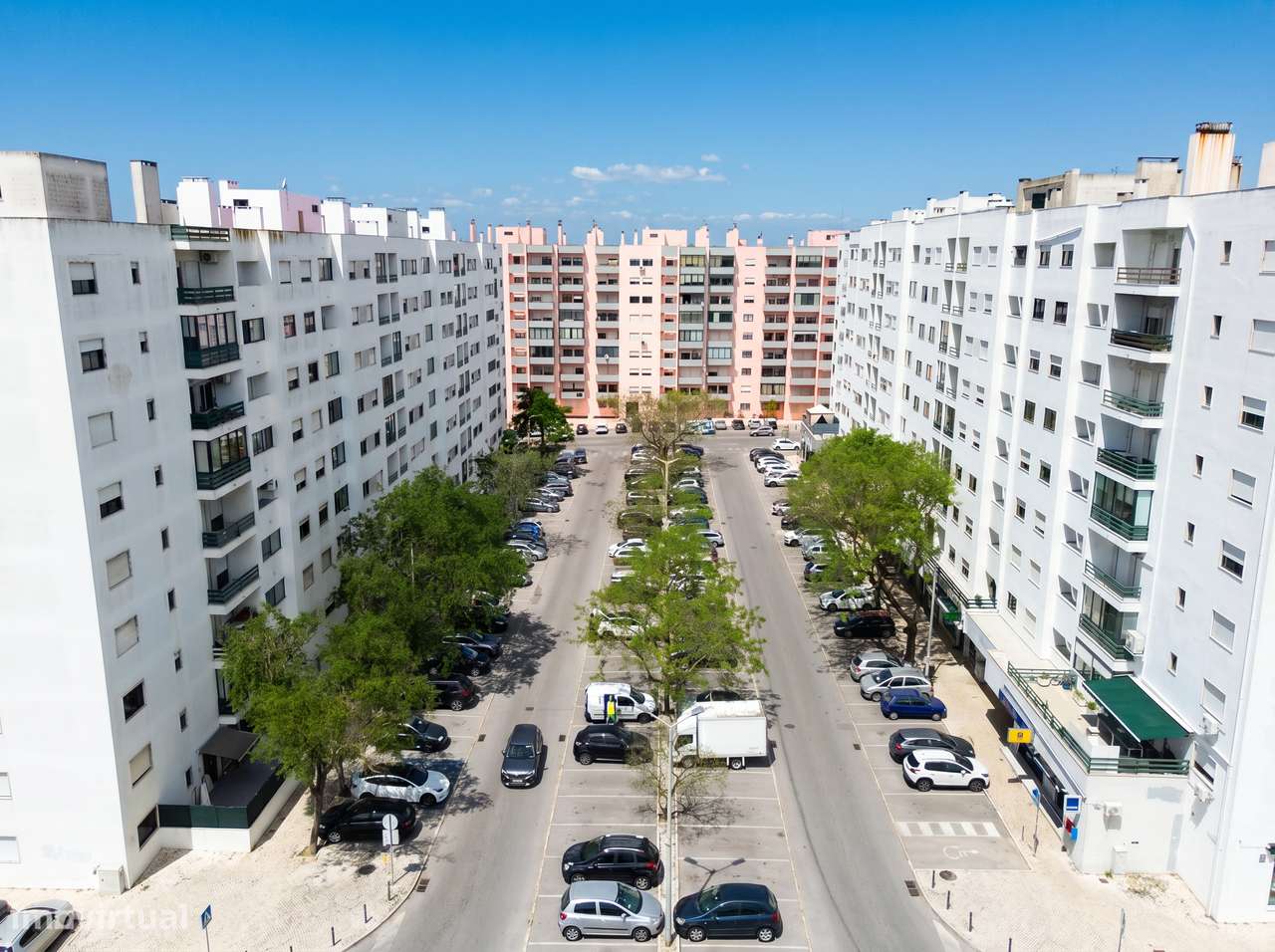 T3 com varanda, garagem, localização privilegiada e 128 m²!-21