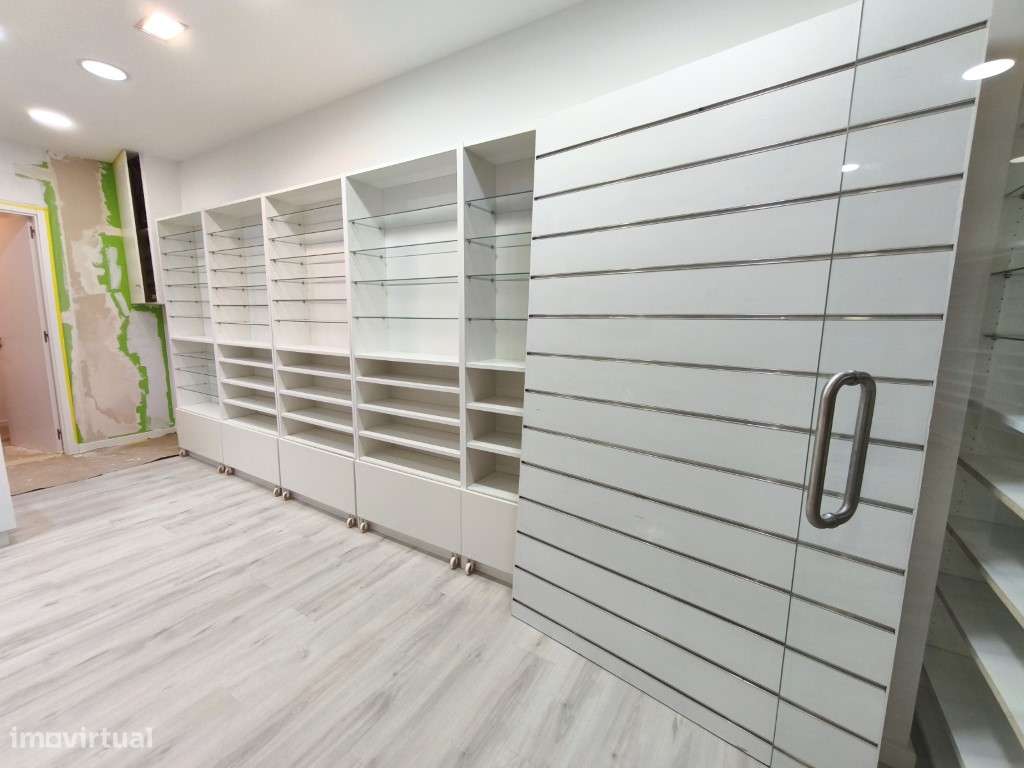 Loja no Centro Comercial das Palmeiras em Oeiras. Oportunidade Única - Grande imagem: 5/9