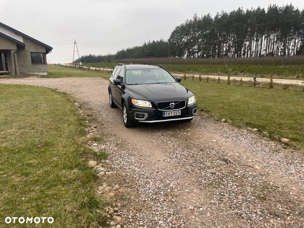 Volvo XC 70 2.4D AWD Momentum - 2