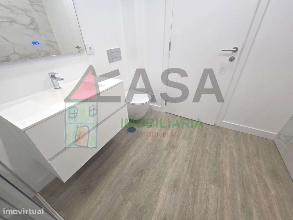 Empreendimento novo com piscina T2 e T3 disponíveis-34