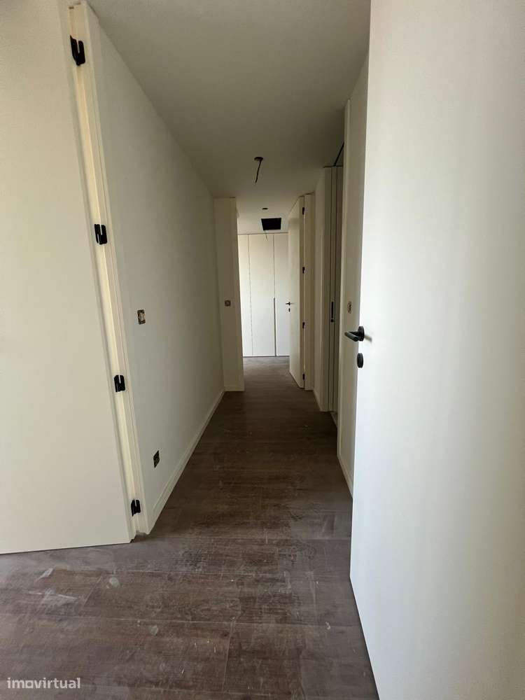 T2 Fabuloso Gaia Av.  República Metro S.  Ovídio Lugar  Garagem  Duplo-17