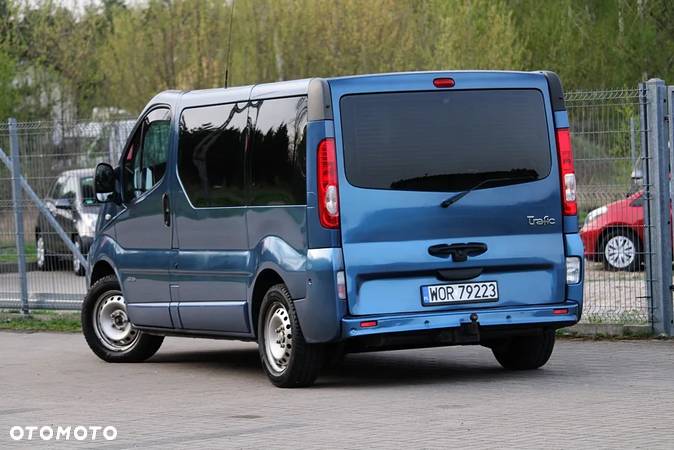 Renault Trafic - 14