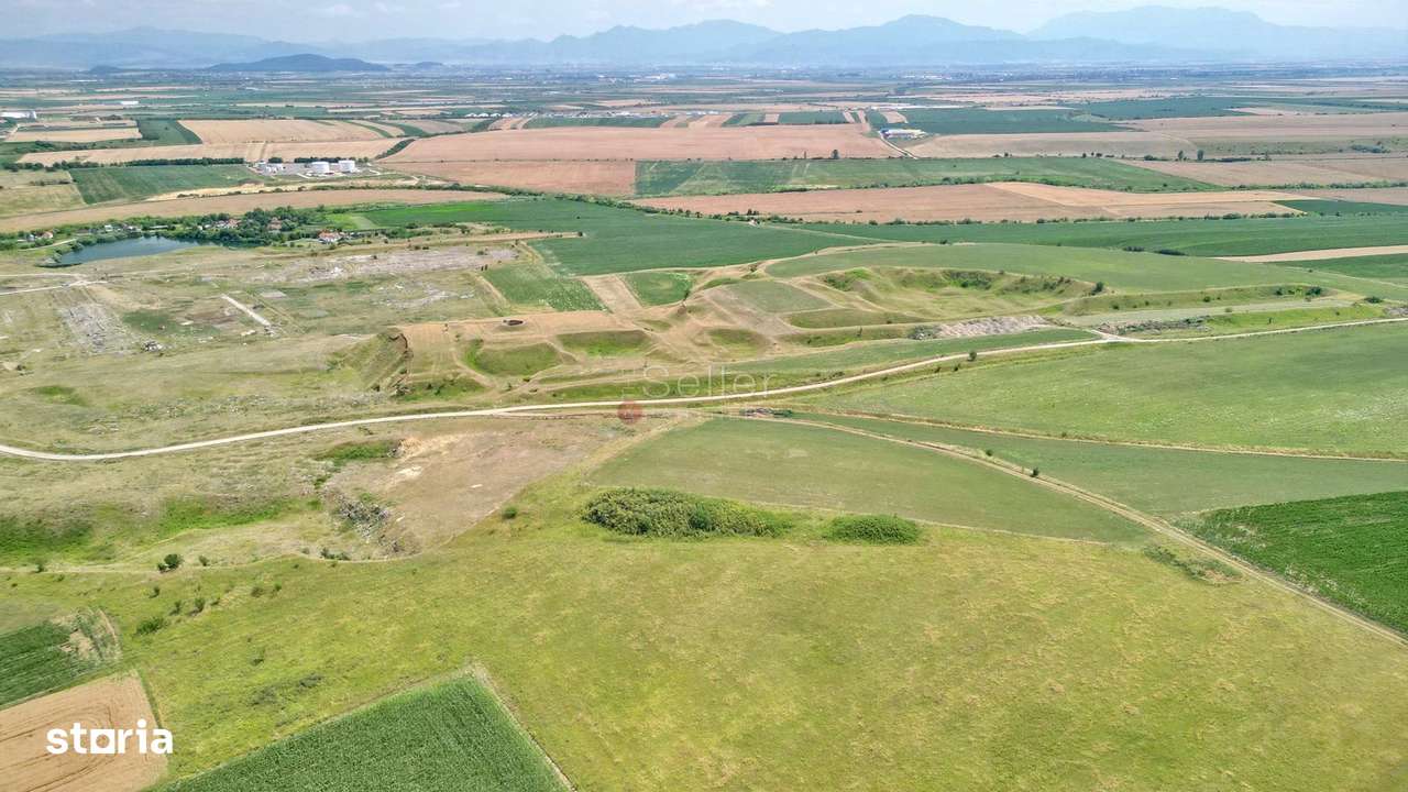 Teren intravilan - Imagine principală: 4/7