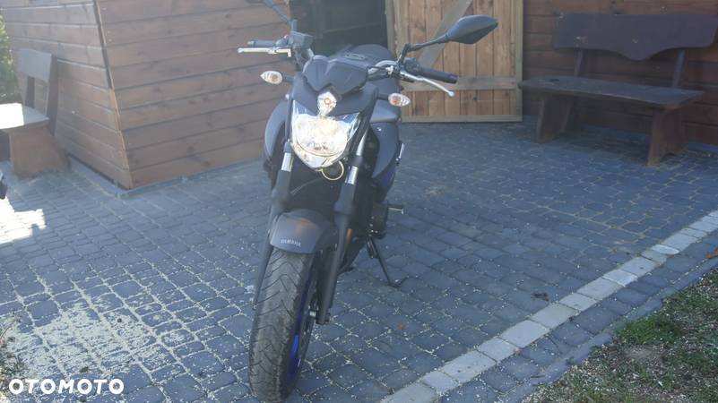 Yamaha XJ - 3