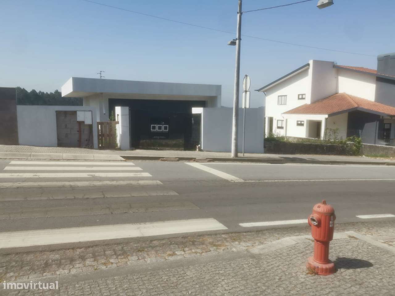 Moradia T4 Nova com Jardim e Garagem - Grande imagem: 5/6