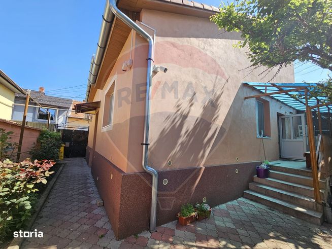 Casa de vanzare in Cotu Mic-3