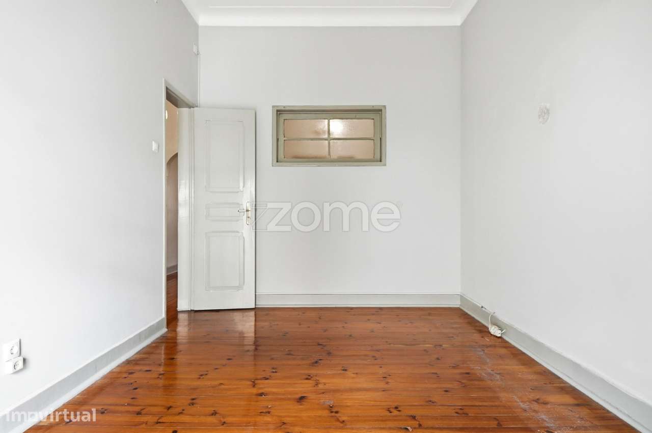 Apartamento T3 com espaço exterior na Ajuda - Grande imagem: 4/18