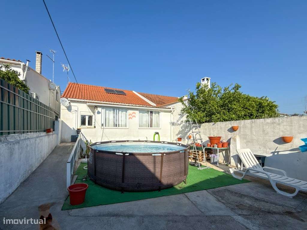 Moradia T3 térrea com quintal, situada na Atalaia - Grande imagem: 4/40