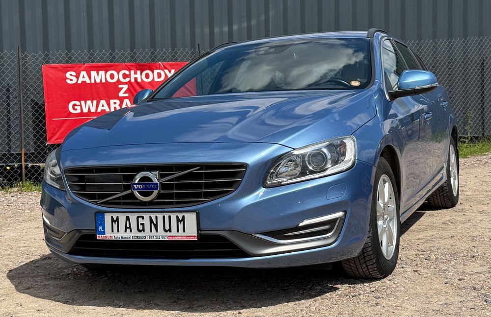 Volvo V60 I (2011-2018) D4 Drive-E Momentum 2015