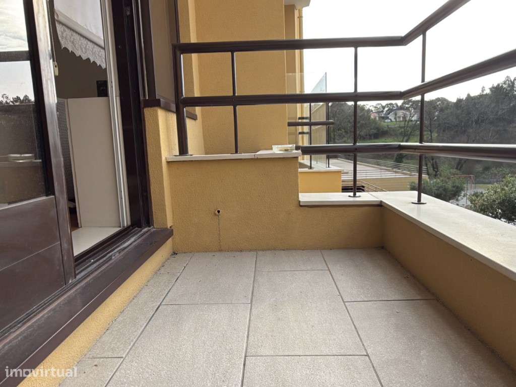 T2 Premium - Mobilado / Equipado - Condomínio Fechado - Francelos - Grande imagem: 4/32