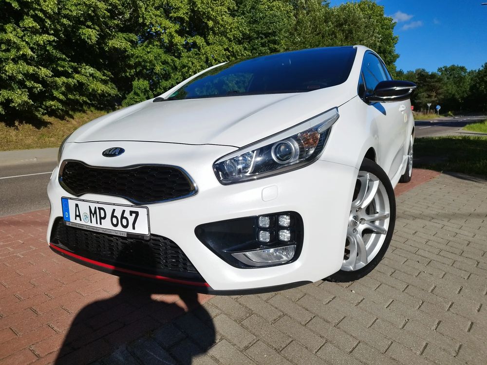 Kia Ceed 1.6 T-GDI GT Edition 1 2013