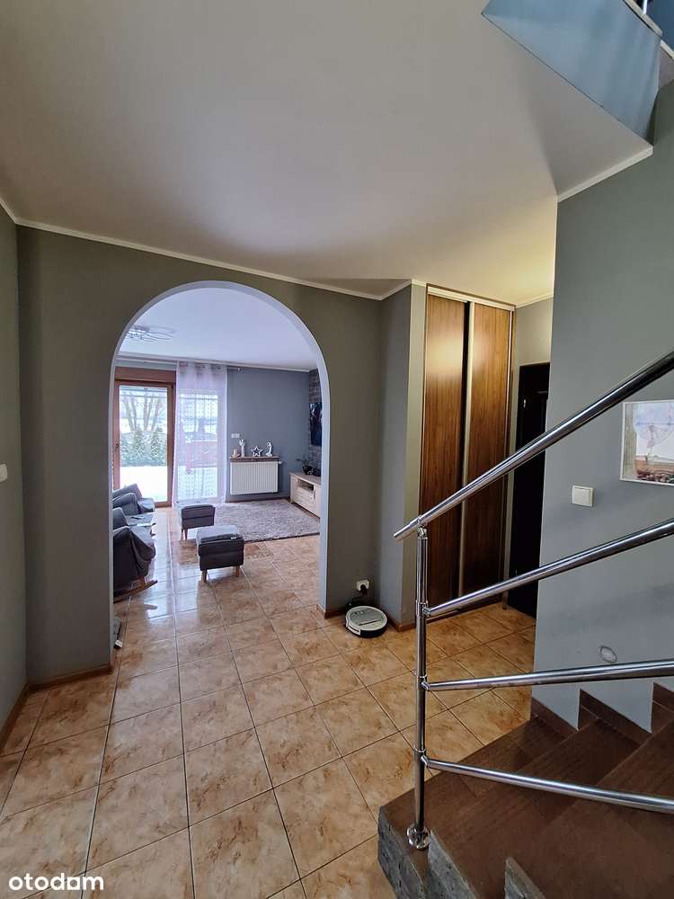 Zadbany dom 130m2 z piękną działką na kameralnej uliczce w Skokach-4