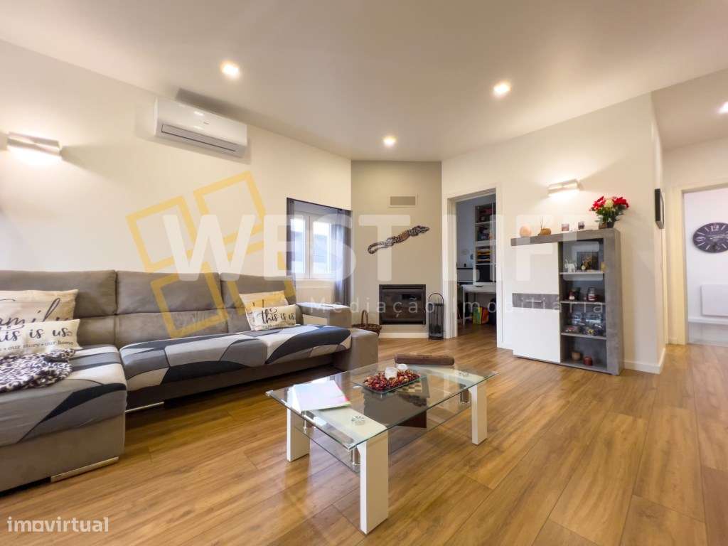 Fantástica Moradia T2 + T0 com uma suite, piscina e churrasqueira -... - Grande imagem: 4/45