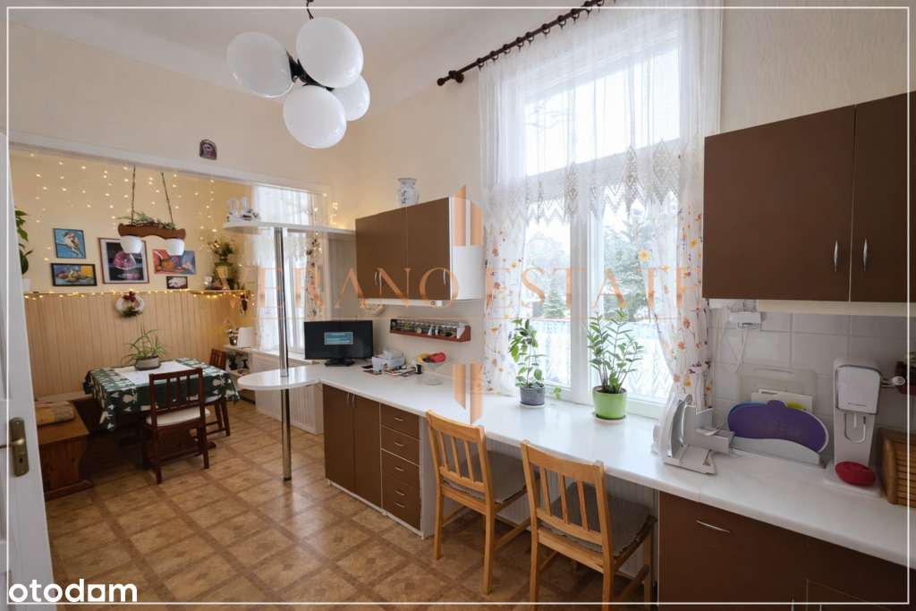 Piękna willa z potencjałem | ogród 2200m2 | basen-13