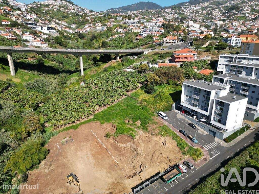Terreno em Santo António de 1778,00 m2 - Grande imagem: 4/7