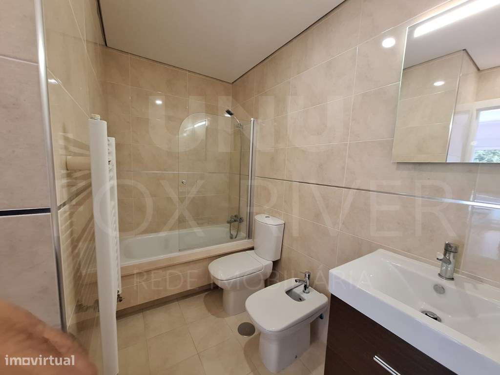 Apartamento T2 - Centro de VALENÇA - Grande imagem: 4/27