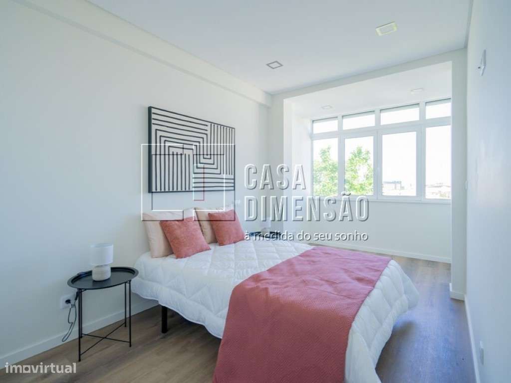 Apartamento T3 com Varanda em Benfica - Totalmente Mobilado e Pront...-38