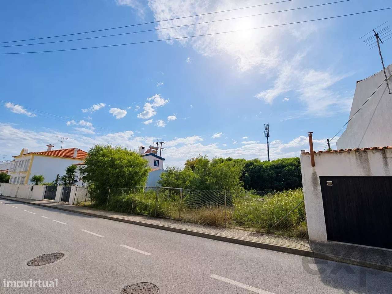 Lote Urbano com Projeto Aprovado para 2 Moradias Geminadas | Luz de Ta-4