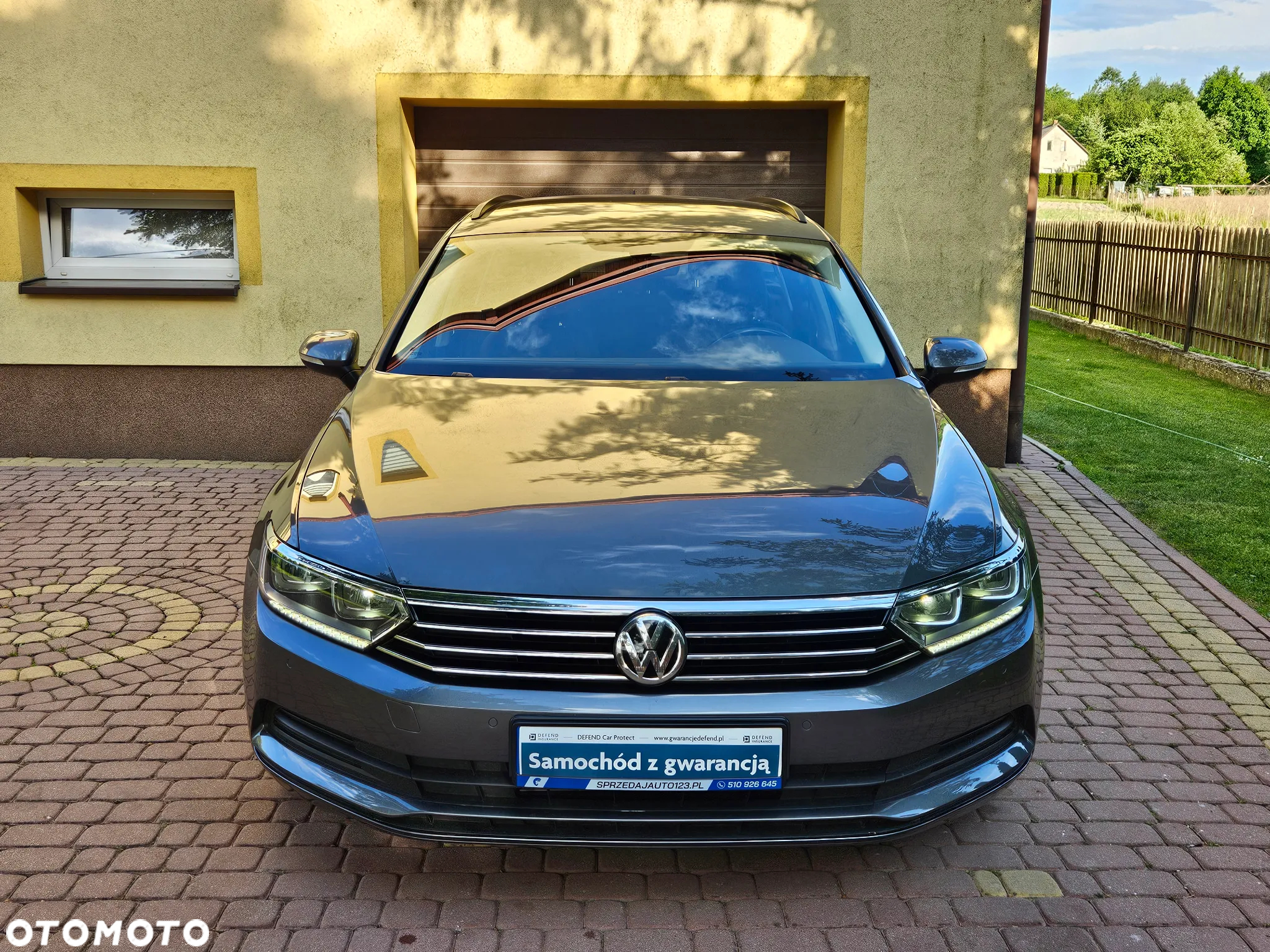 Volkswagen Passat - 4