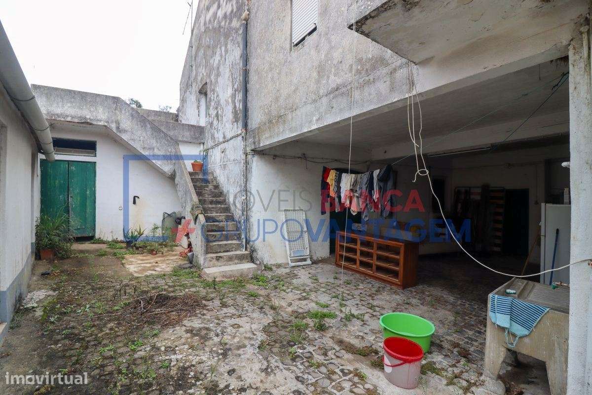 Moradia com 3 frações de utilização independente, na Malveira - Grande imagem: 3/16