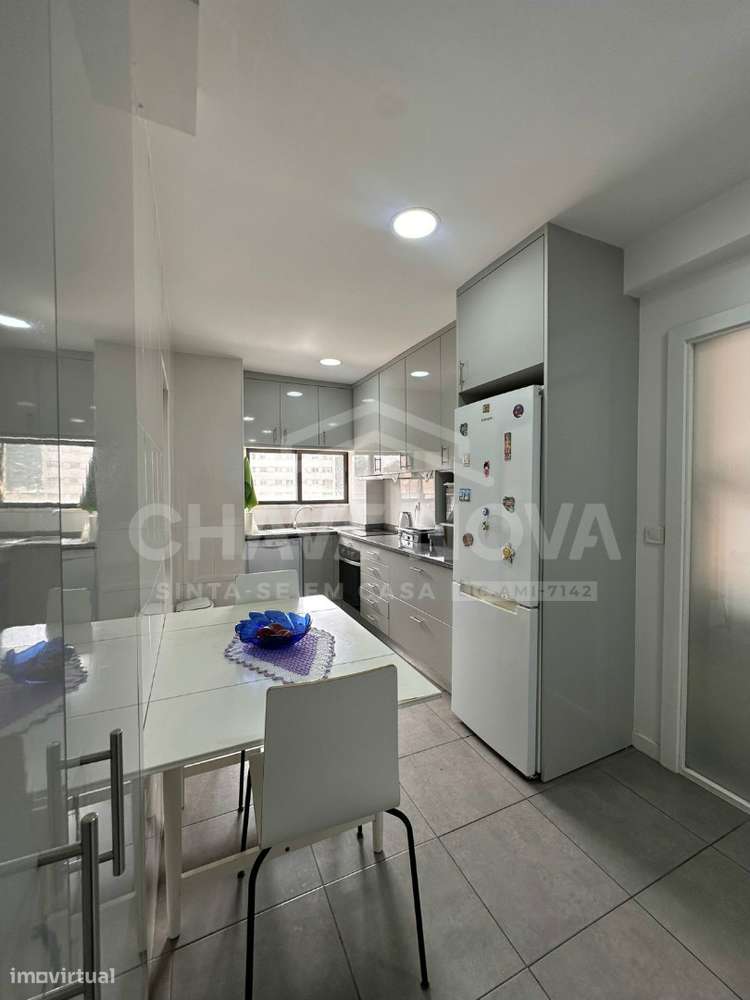 Apartamento T2+1 Renovado para venda, Matosinhos Sul-8