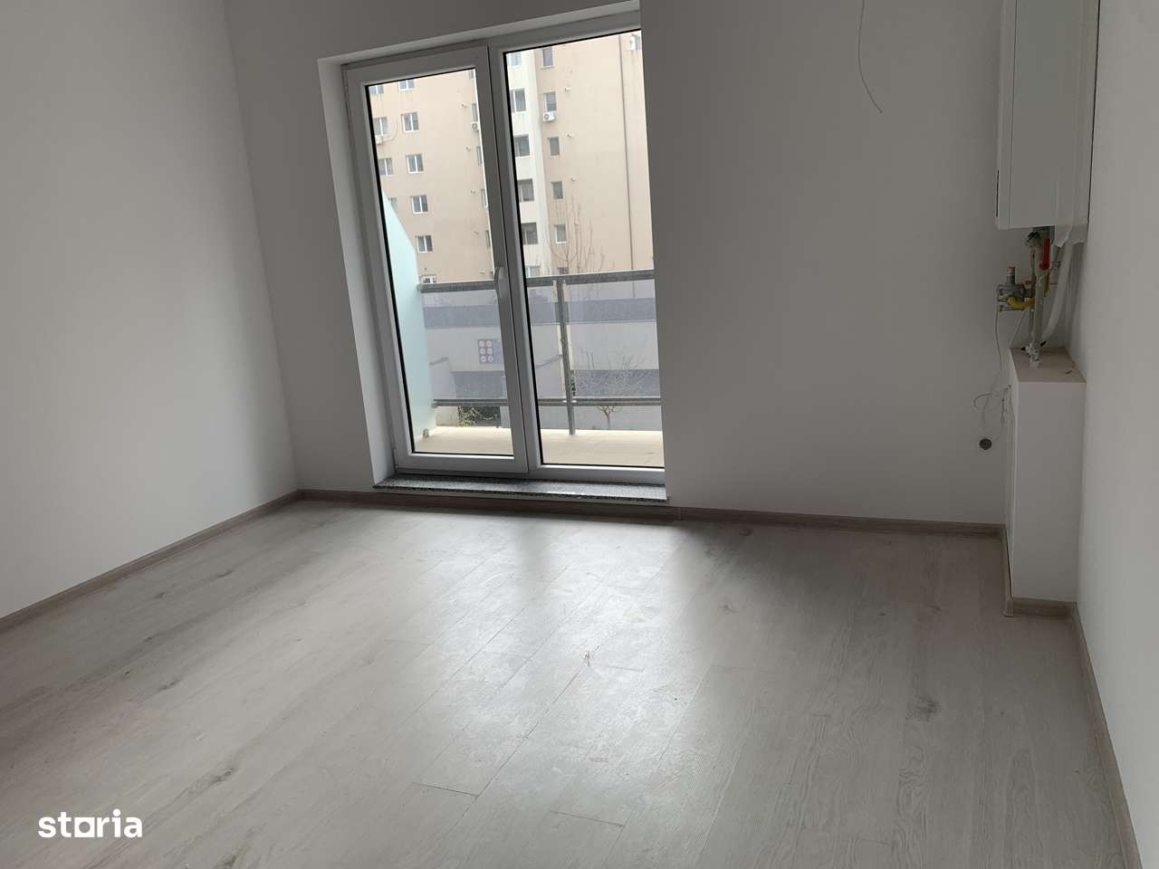 Apartament 2 camere, finisat, nou, liber, metrou Berceni - 4 min.-6