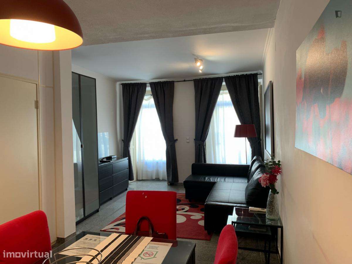 Apartamento com 1 quartos - localizado em Estrela Lisbon - Grande imagem: 5/10