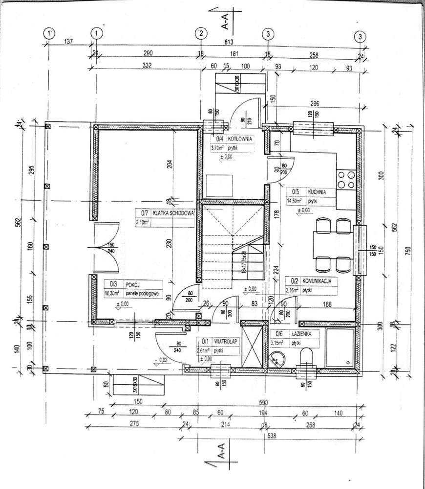 Funkcjonalny dom z 2 garażami i ogrodem-17