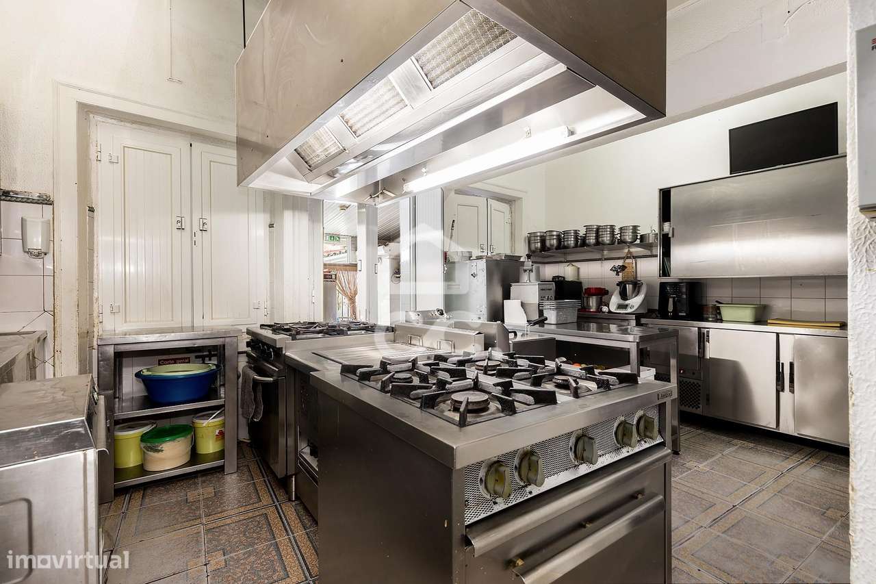 Trespasse de Negócio de Restauração c/ Moradia T3, no Centro Histórico-13