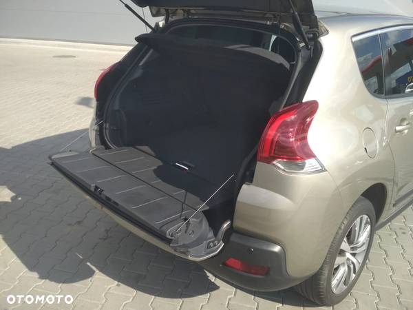 Peugeot 3008 HDi FAP 150 Premium - 16