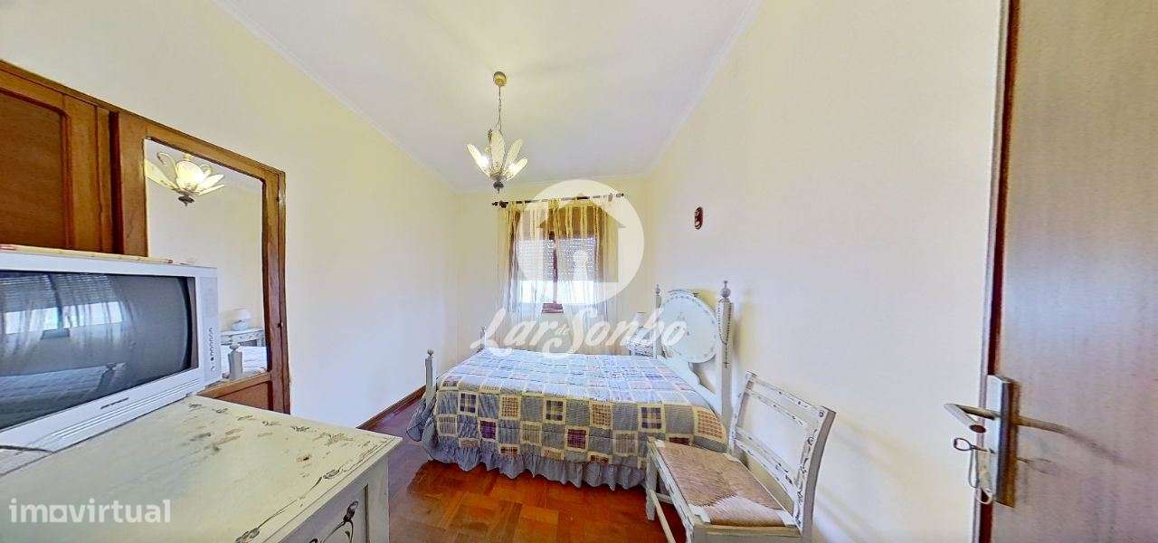 Exelente Moradia em Navais - Grande imagem: 4/29