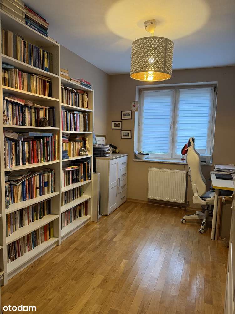 Dom szeregowy blisko Warszawy: 210 m², ogród, fotowoltaika, 6 pokoi-7