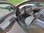 Opel Insignia 2.0 CDTI - 12