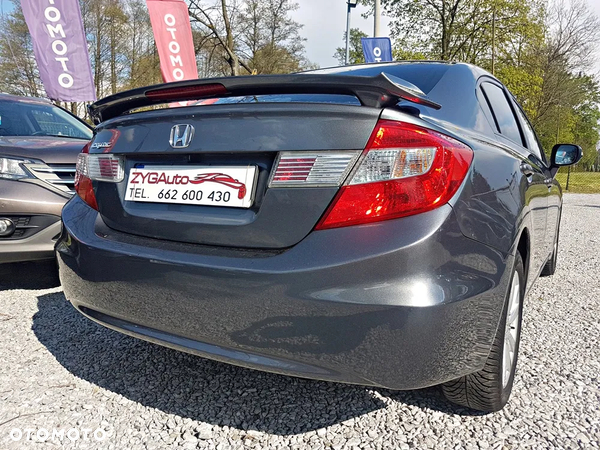 Honda Civic 1.8 Comfort - 33