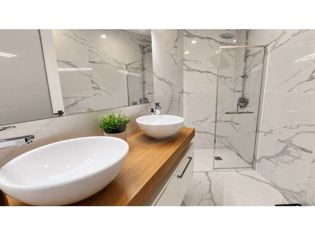 Moradia T2+1 Totalmente Remodelada em Árvore Vila do Conde-11