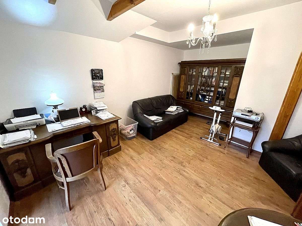 Piękny, niepowtarzalny duży Dom (272m2) w Załomiu-16