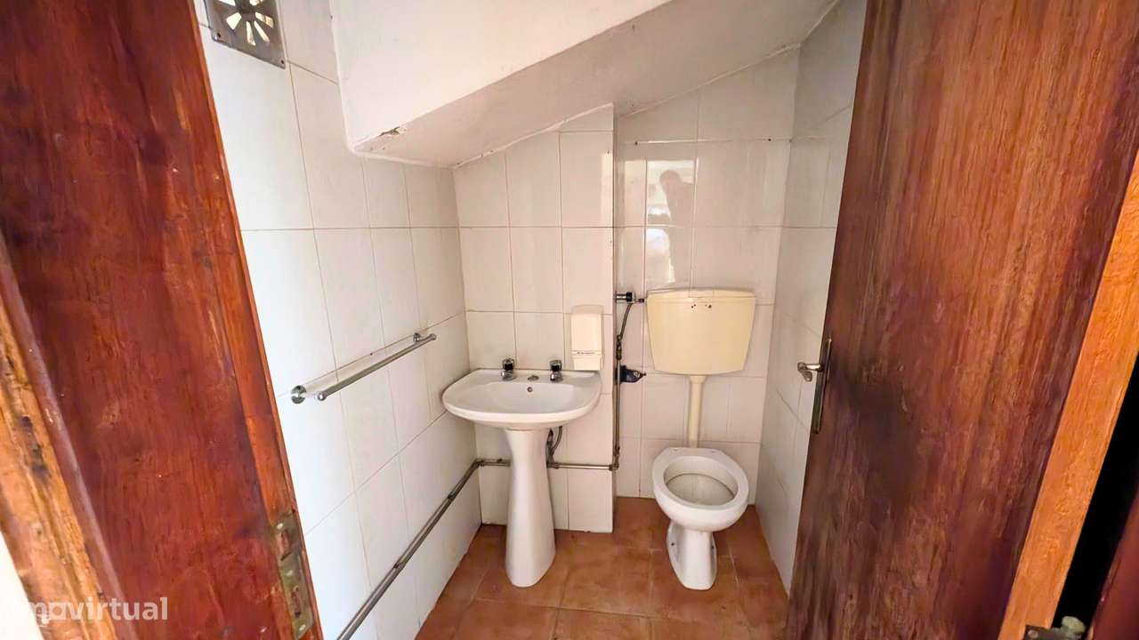 Churrasqueira com 2 Entradas Independentes | Centro de Almada-8