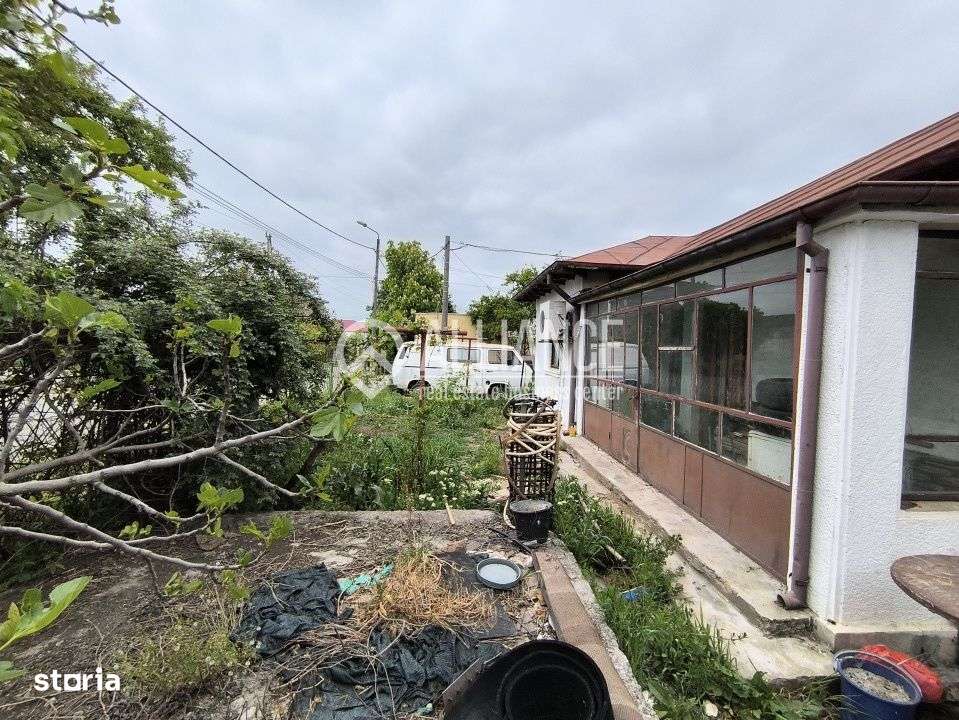 EFORIE NORD (COD03) - Casa din caramida si teren generos ! - Imagine principală: 4/20