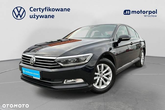 Volkswagen Passat 2.0 TDI SCR Comfortline - 1