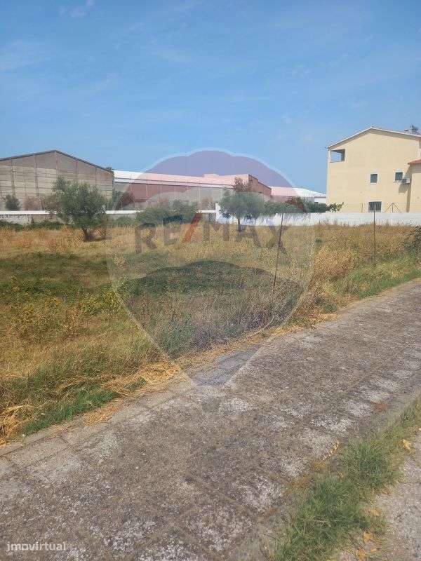 Terreno  para venda - Grande imagem: 2/9