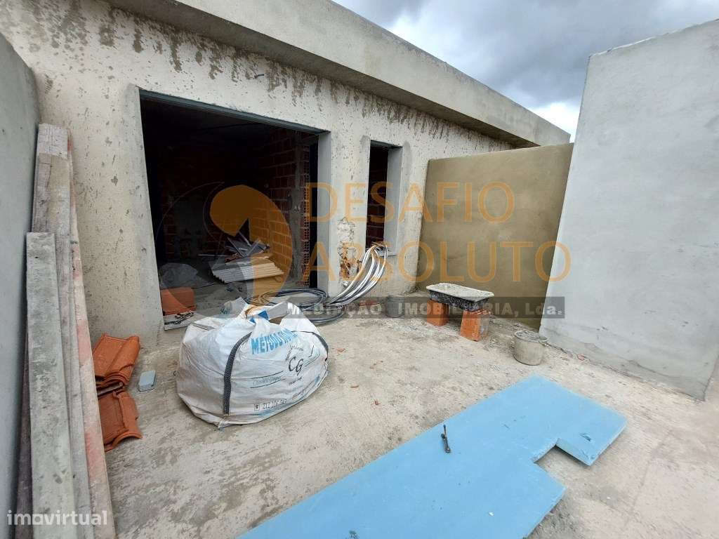 Moradia em Banda Nova T3, Quinta do Conde-21