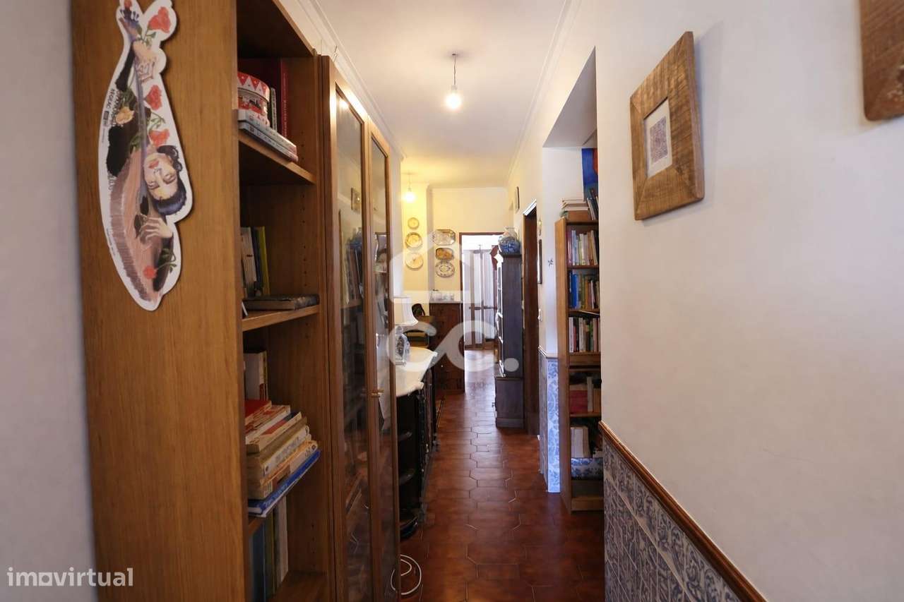 Apartamento T3 com Vista Cidade em Agualva e Mira-Sintra-14