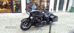 Harley-Davidson Tour Road Glide Special - 1