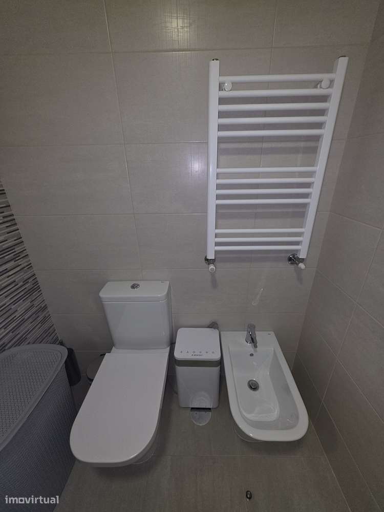 Fantástico apartamento T3 com terraço nos Passionistas-28