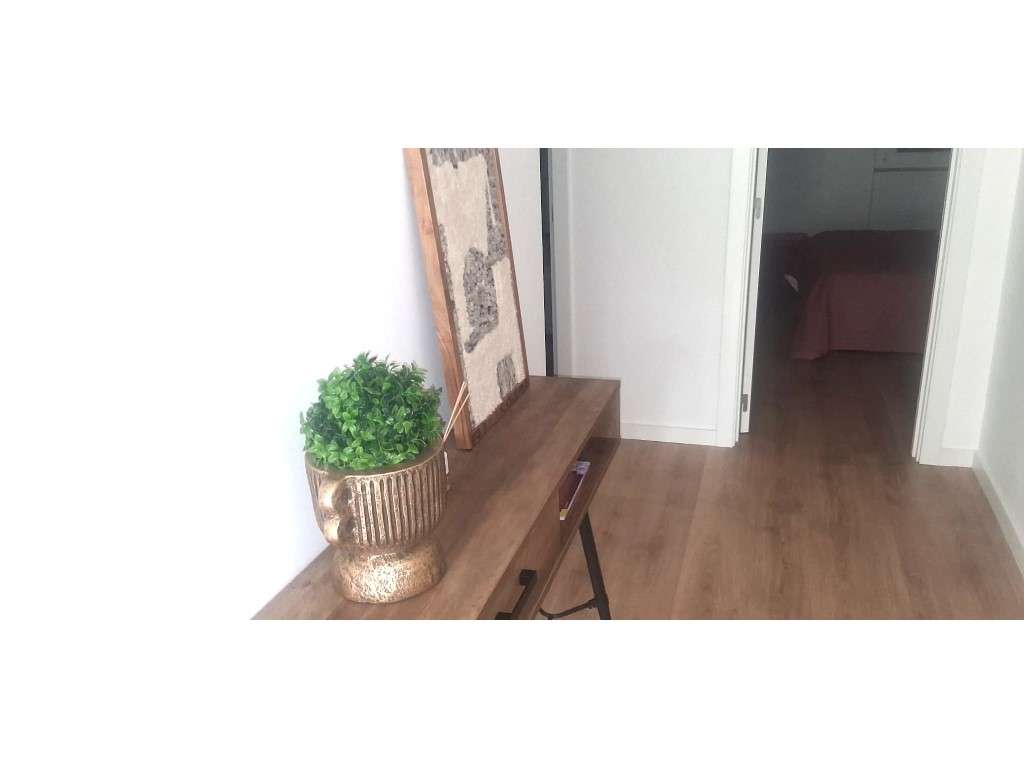 T3 em Benfica com elevador e varanda-28