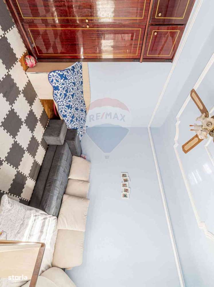 Casă de vânzare zonă centrală - Imagine principală: 2/5